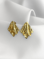 Aretes Nautic Shell Asymmetric Gold
