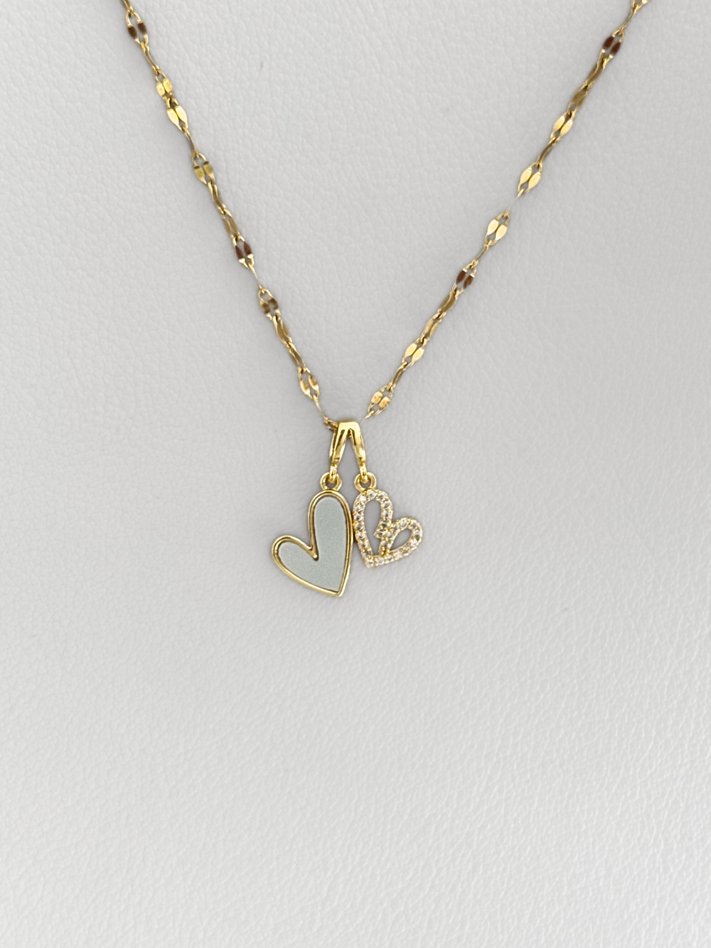 Collar Doble Corazón White & Gold