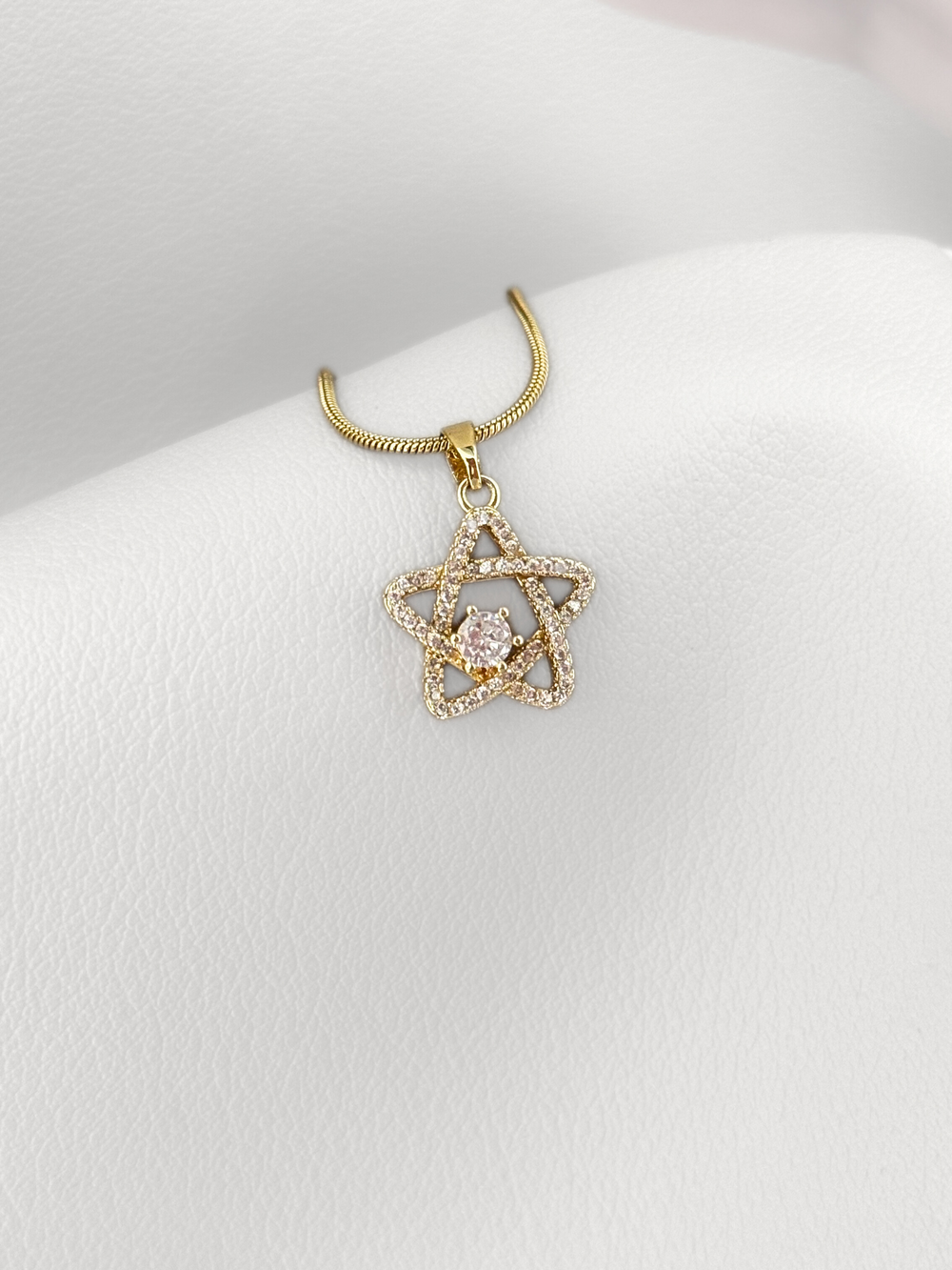 Collar Estrella Aurora con Punto de Luz