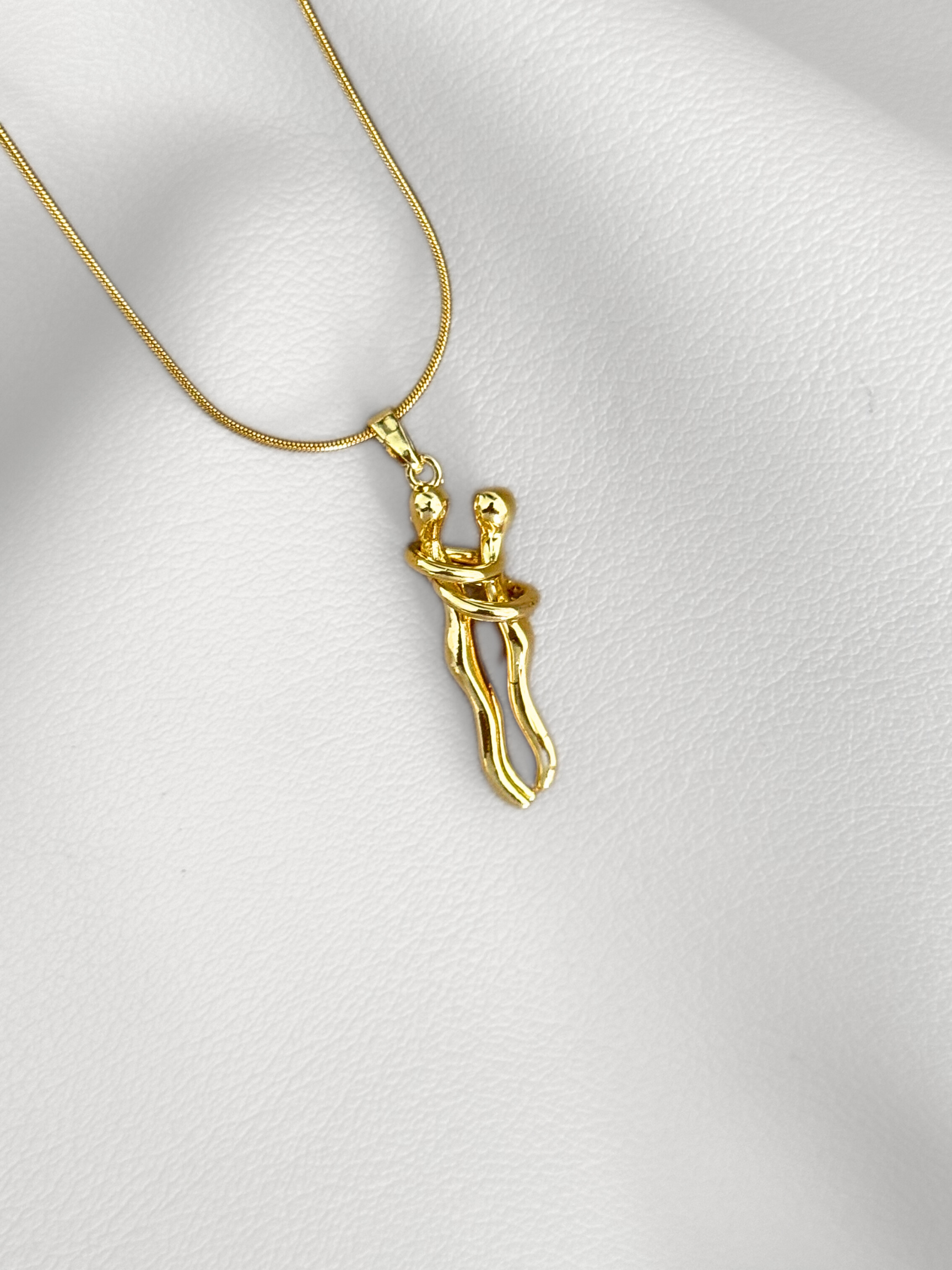Collar Abrazo Eterno Gold