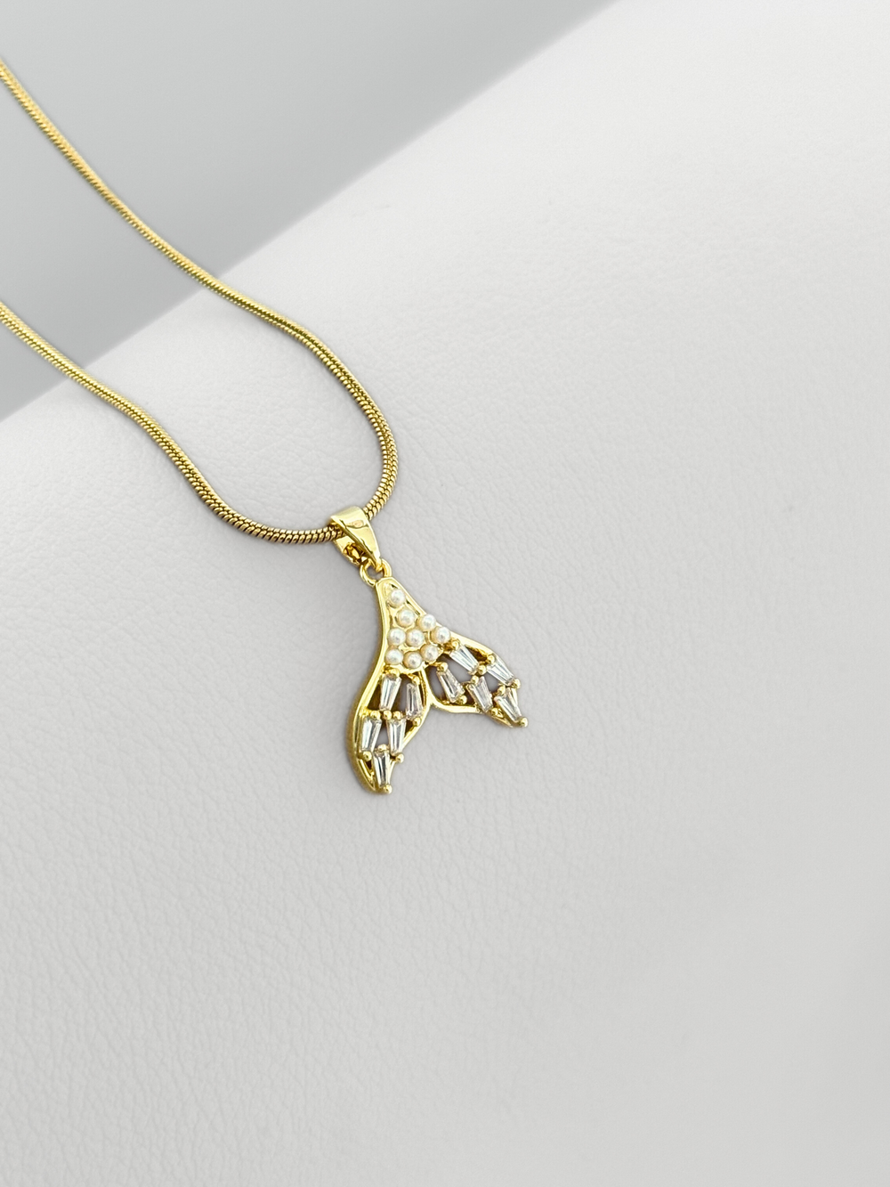 Collar Golden Mermaid Tail