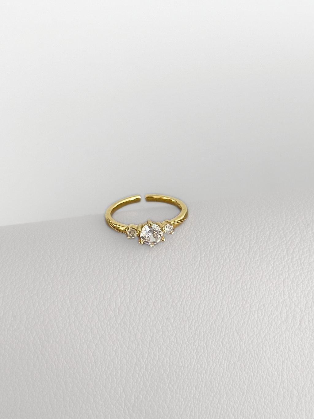 Anillo Classic Shine Gold