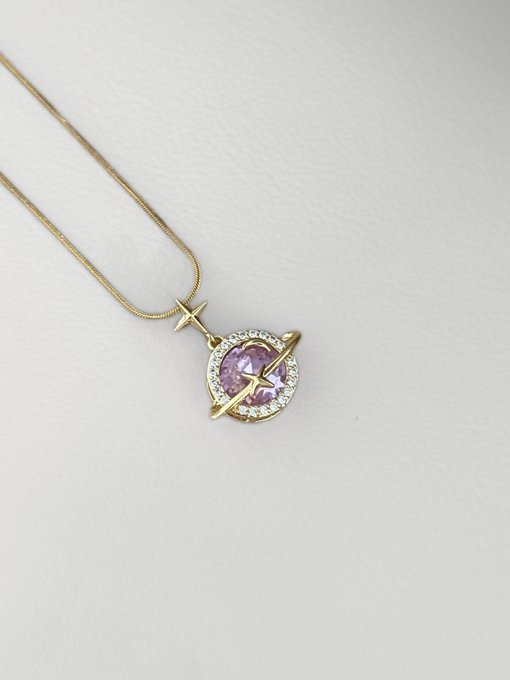 Collar Saturn Love