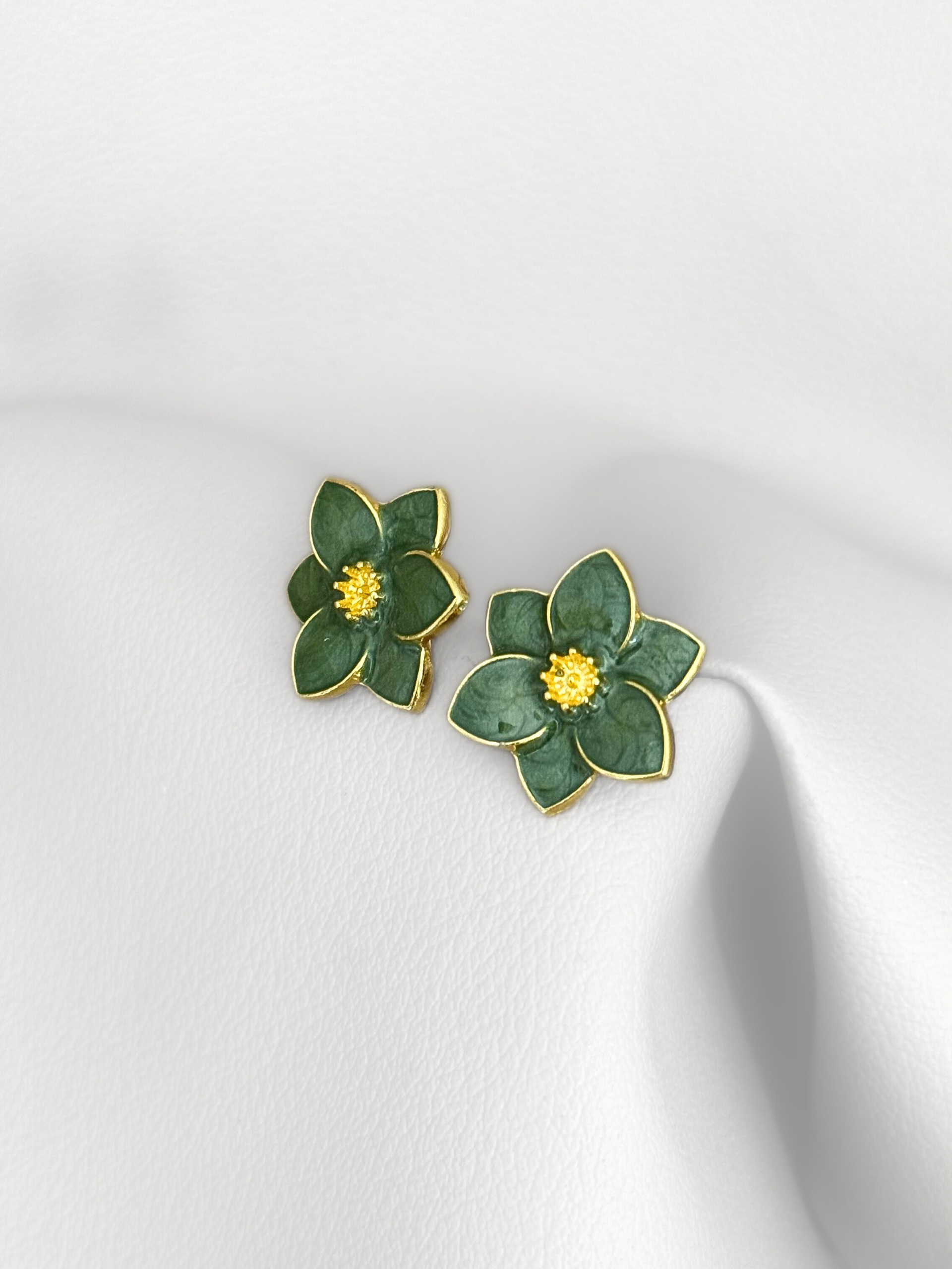 Aretes Golden Green Bloom