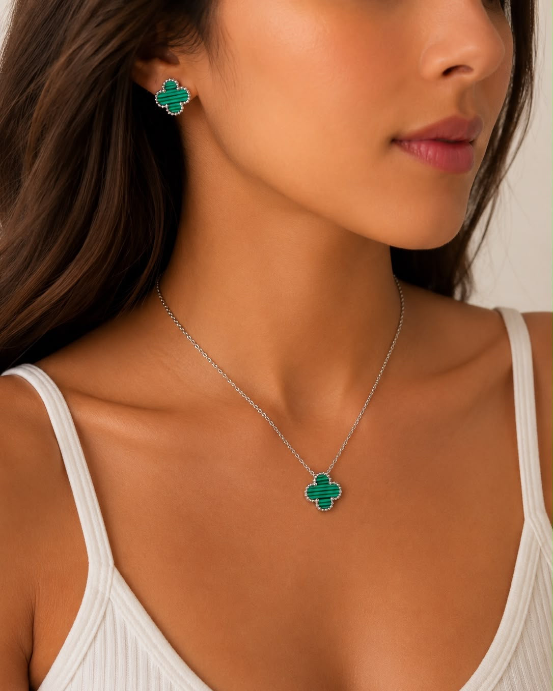 Set Collar y Aretes Trébol Verde de Acero Inoxidable 316L