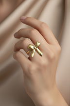 Anillo “Golden Bow Max”
