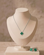 Set Collar y Aretes Trébol Verde de Acero Inoxidable 316L