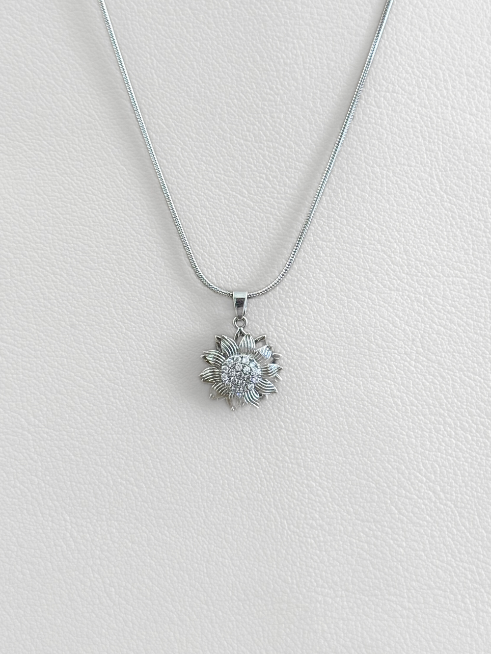 Collar Giratorio Girasol Silver