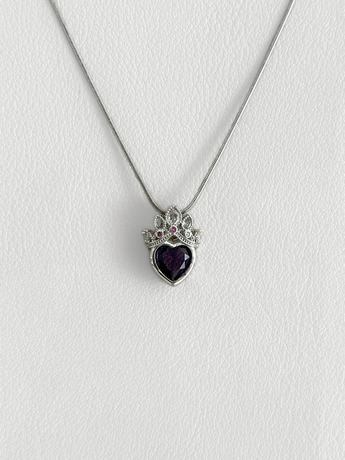 Collar Corazón Real Rapunzel