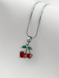 Collar Cherry Glow de acero 316L
