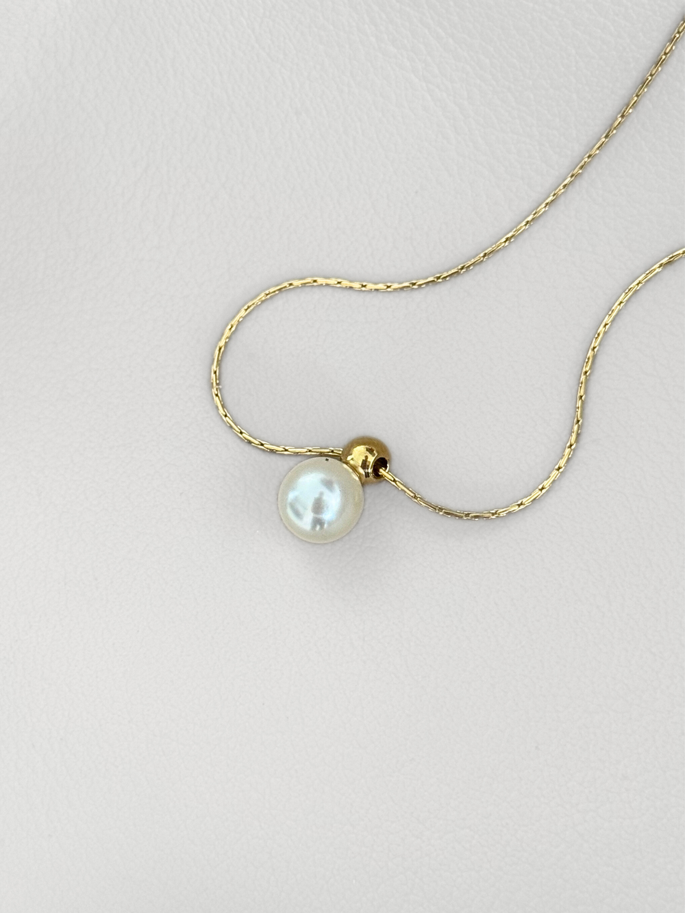 Collar Golden Pearl con dije enchapado oro 14k
