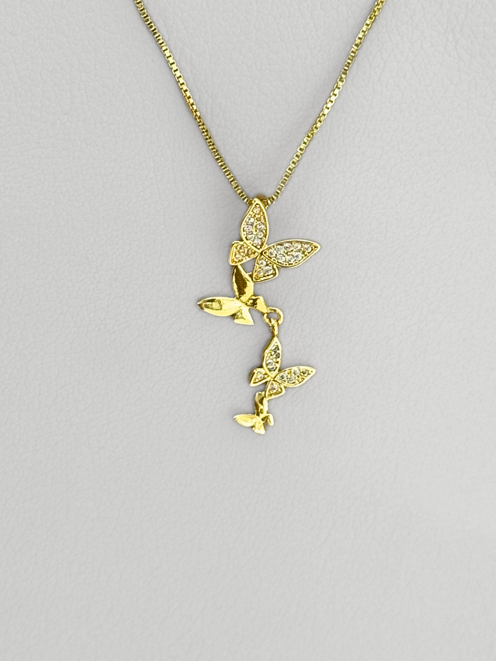 Collar Golden Butterfly Dance