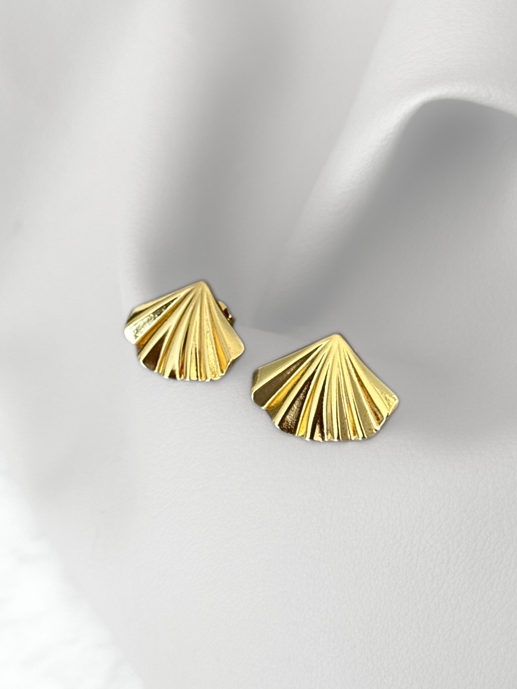 Aretes Fan Shell Gold