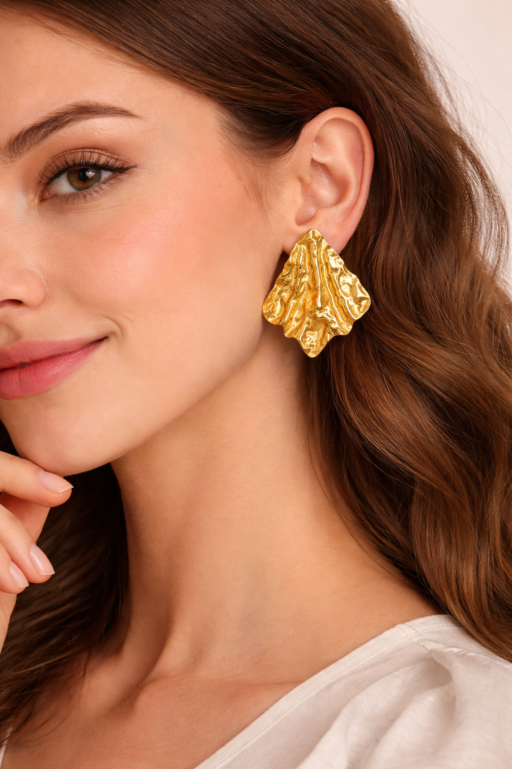 Aretes Nautic Shell Asymmetric Gold