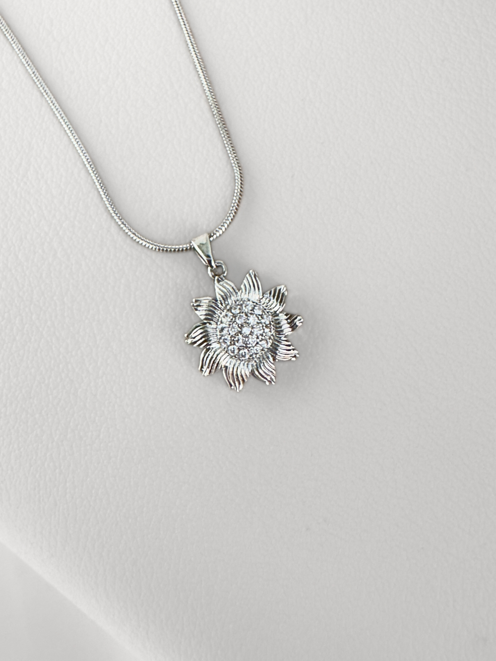 Collar Giratorio Girasol Silver