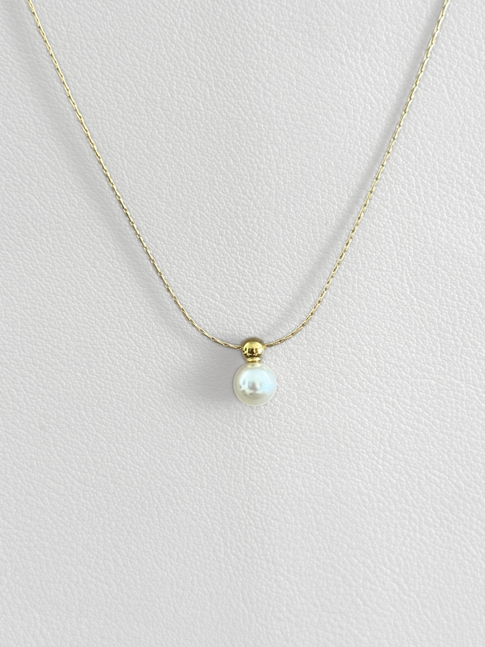 Collar Golden Pearl con dije enchapado oro 14k
