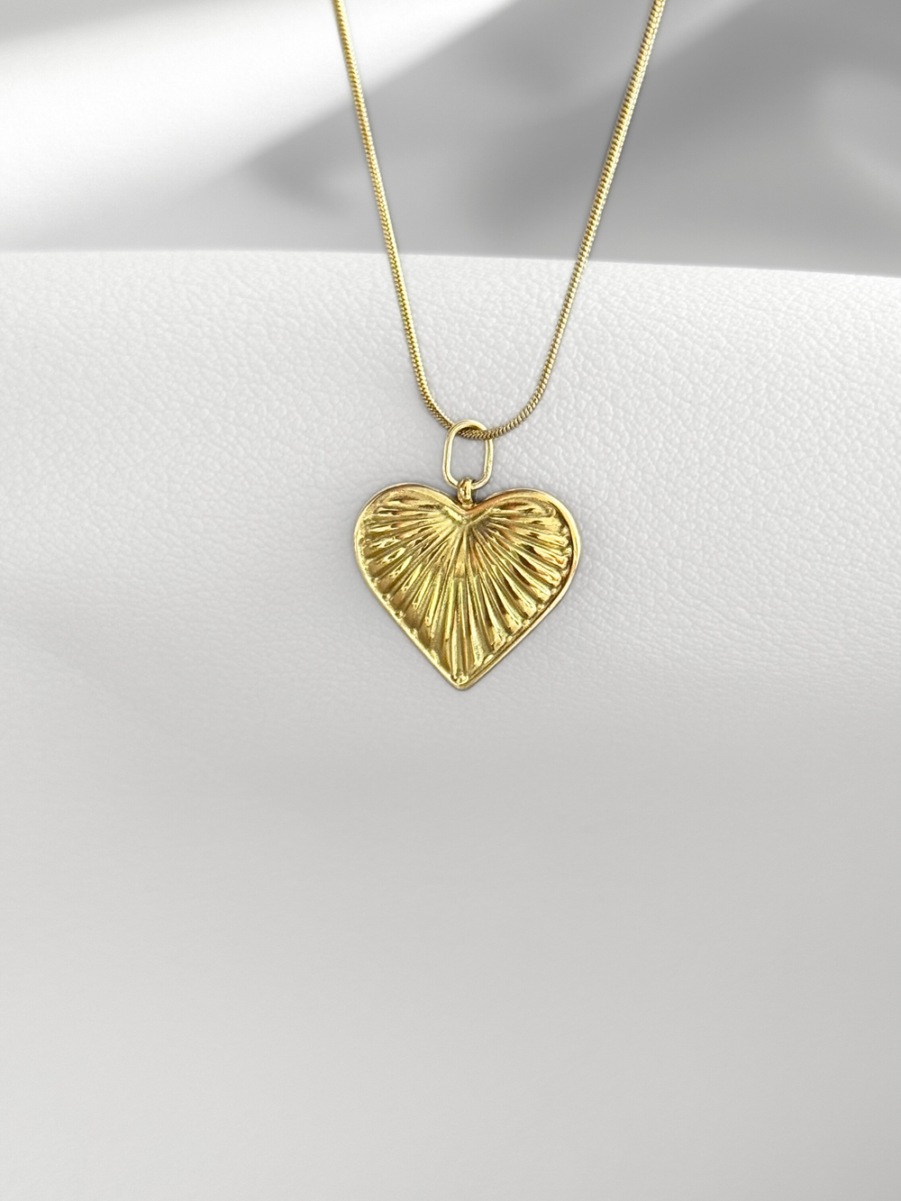 Collar Statement Heart