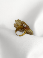 Anillo Golden Petal Pearl