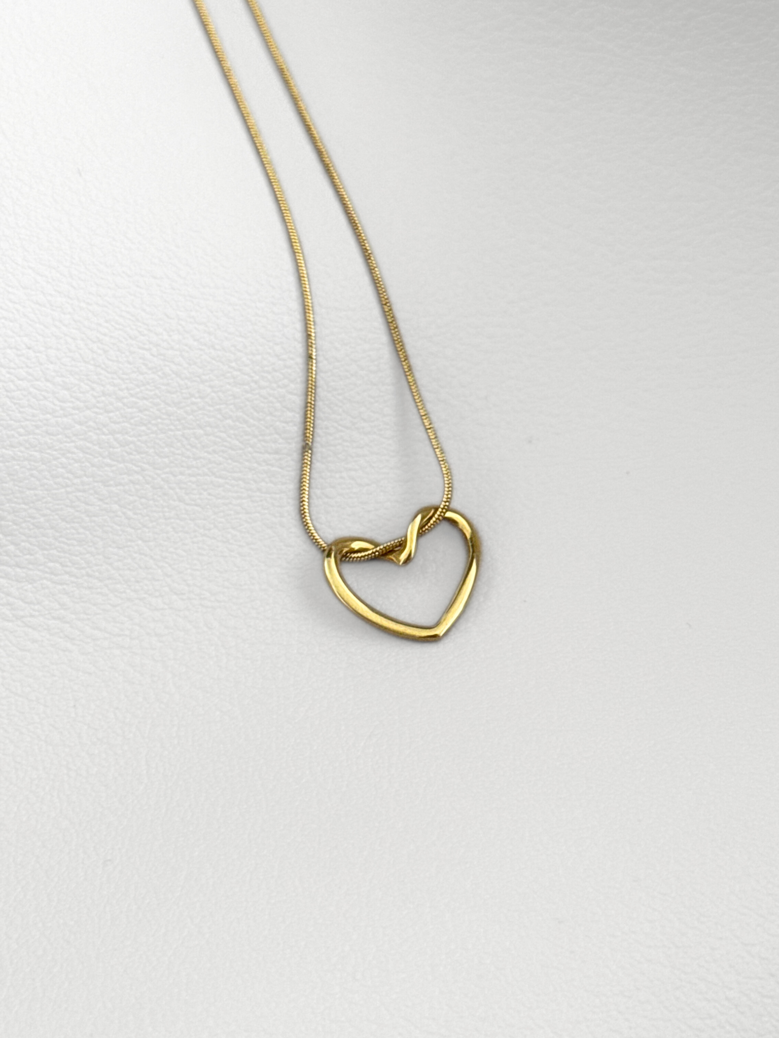 Collar Heart Glow