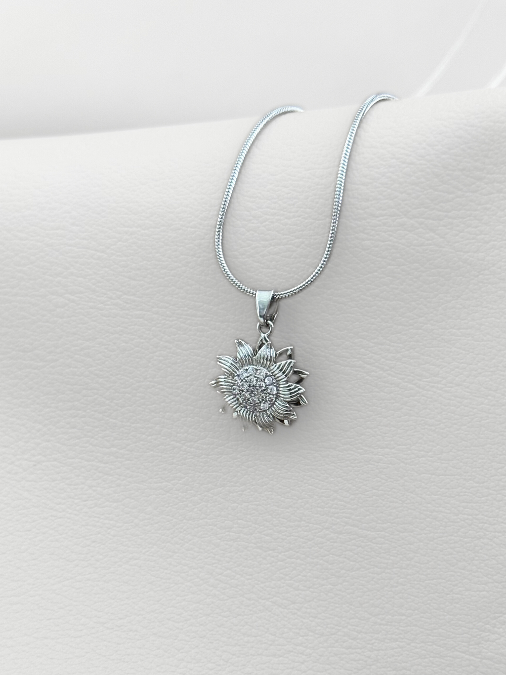 Collar Giratorio Girasol Silver