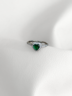 Anillo Amethyst Heart Charm