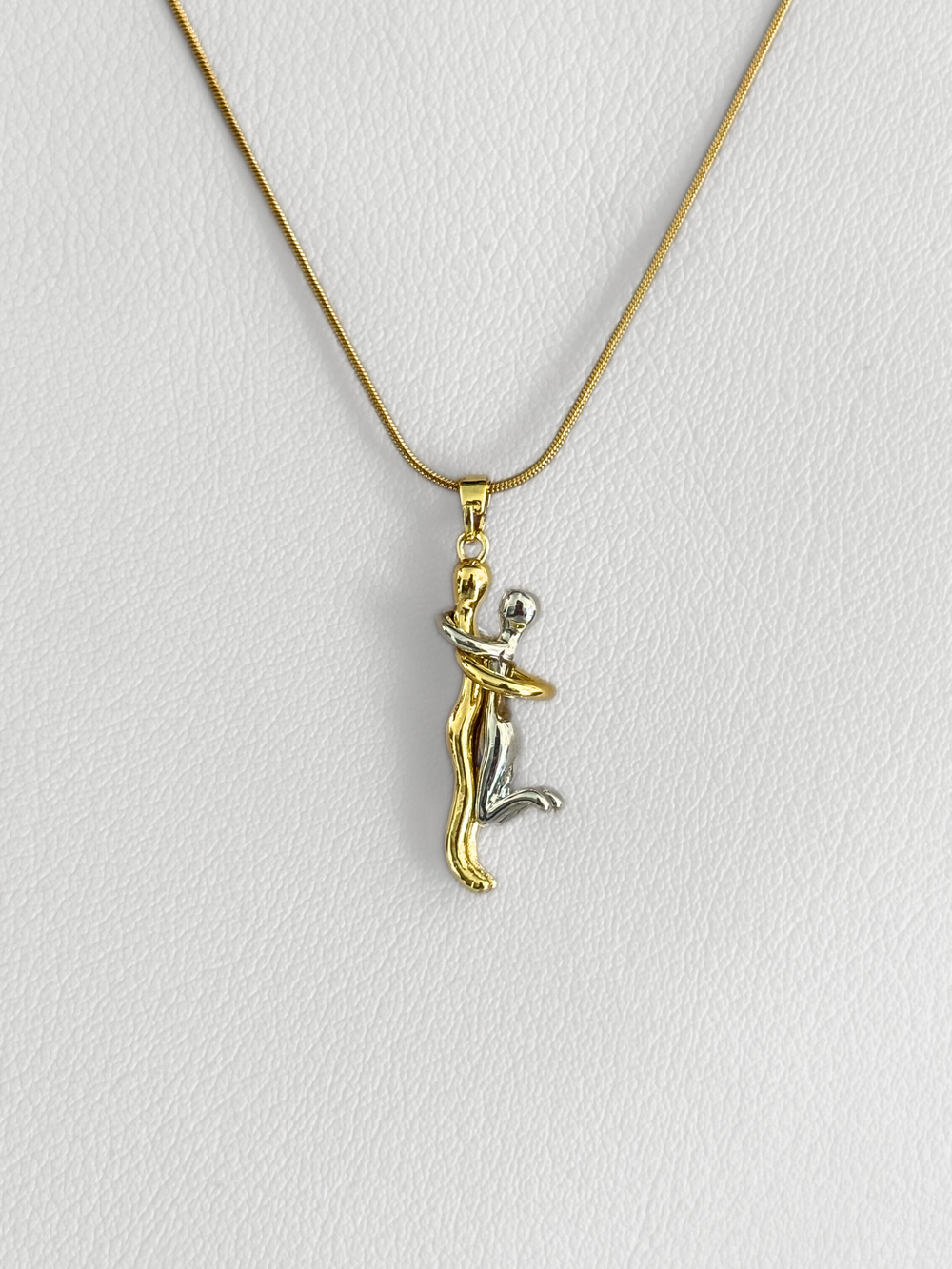 Collar Abrazo Eterno Love