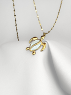 Collar Ocean Turtle Gold