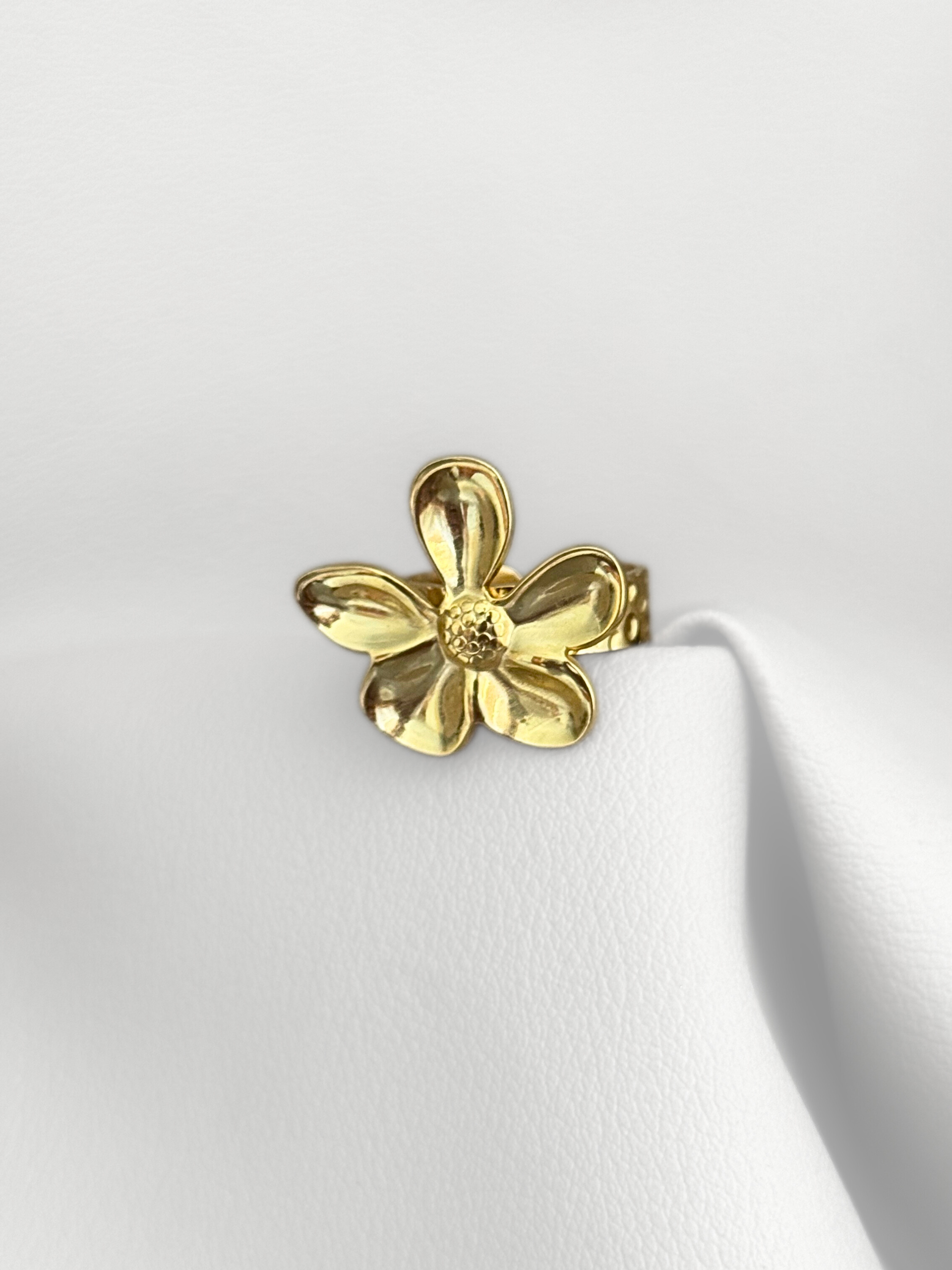 Anillo Dorado Bloom Luxe Regulable