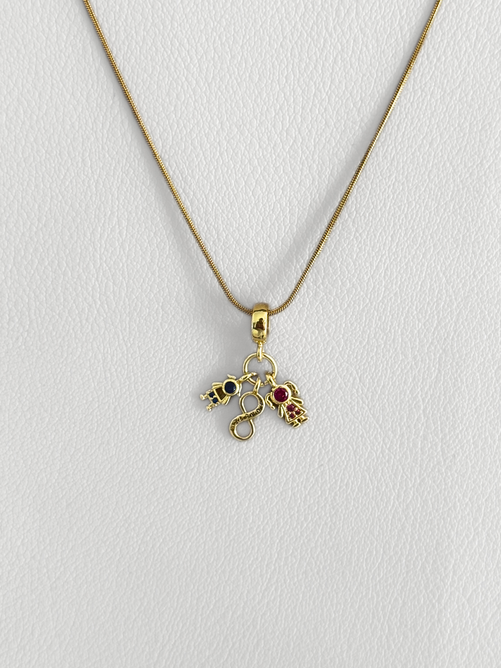 Collar Family Infinity Charm