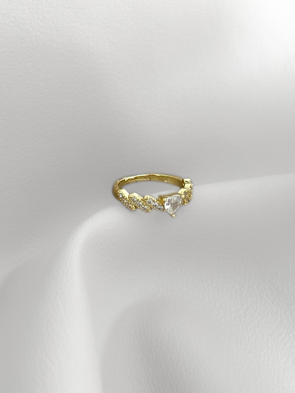 Anillo Golden Heart Crystal