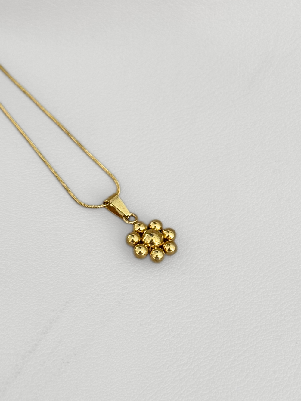 Collar Golden Bloom Beads