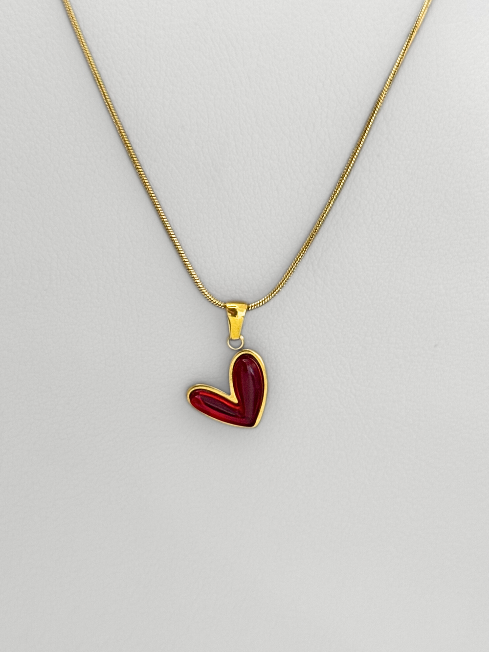 Collar Golden Cherry Heart